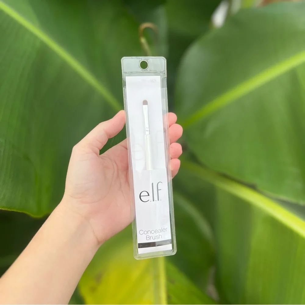 NEW e.l.f. Cosmetics Concealer Brush